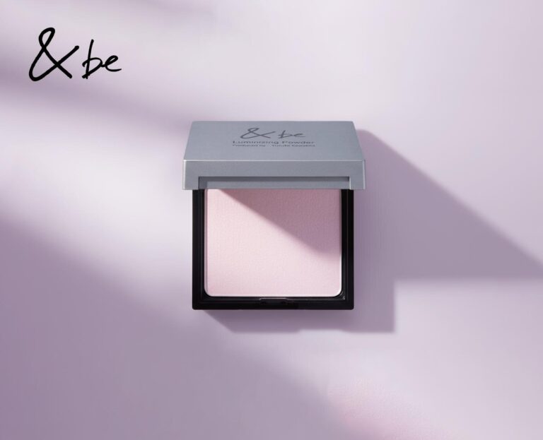 アンドビー人気パウダーハイライトに”透明感”ラベンダーの限定色