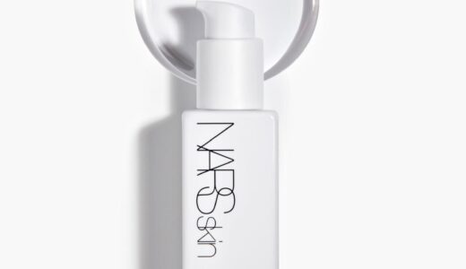 NARS初のクレンジングオイル秋に誕生、“光を反射する”しっとりなめらか肌へ